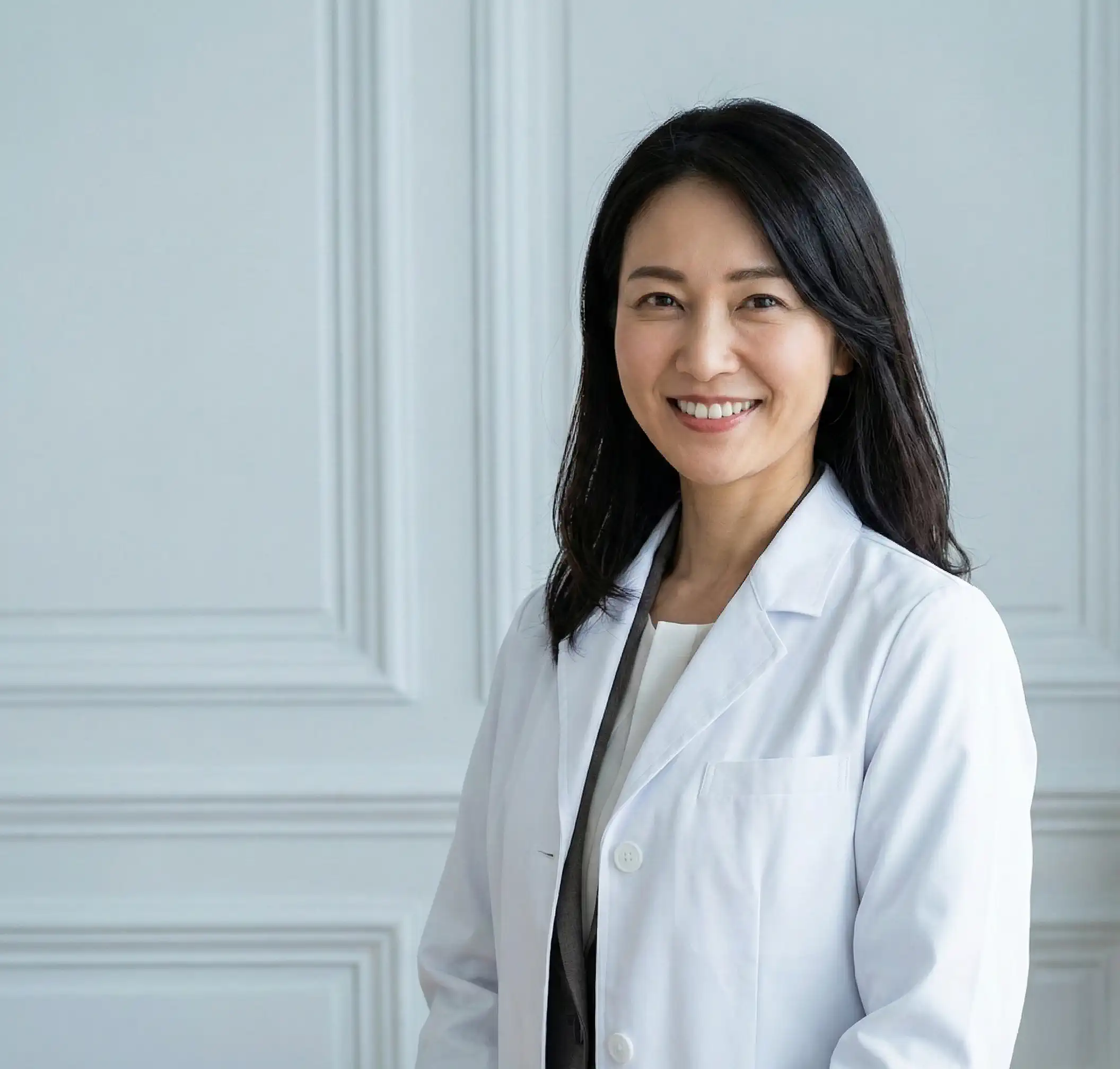 Physician evaluator reviewing a case before an exam